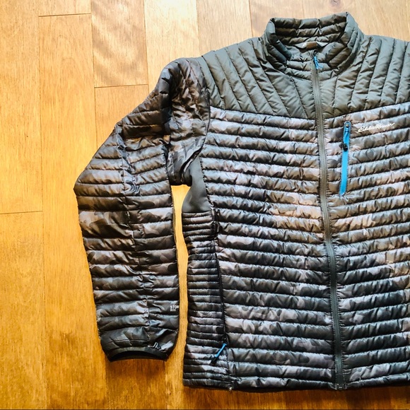 🍒🍒4 for 25 Eddie Bauer Puffer